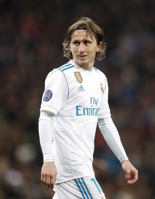 意甲：AC米兰进攻火力全开，5球大胜